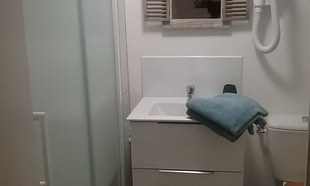 Photo of Bathroom in Saint-Valery-sur-Somme