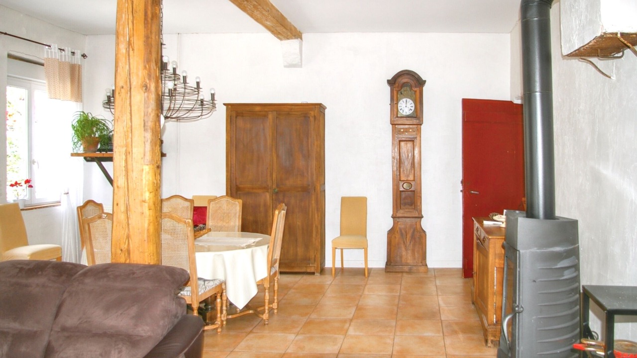 Photo of Livingroom in Saint-Claude