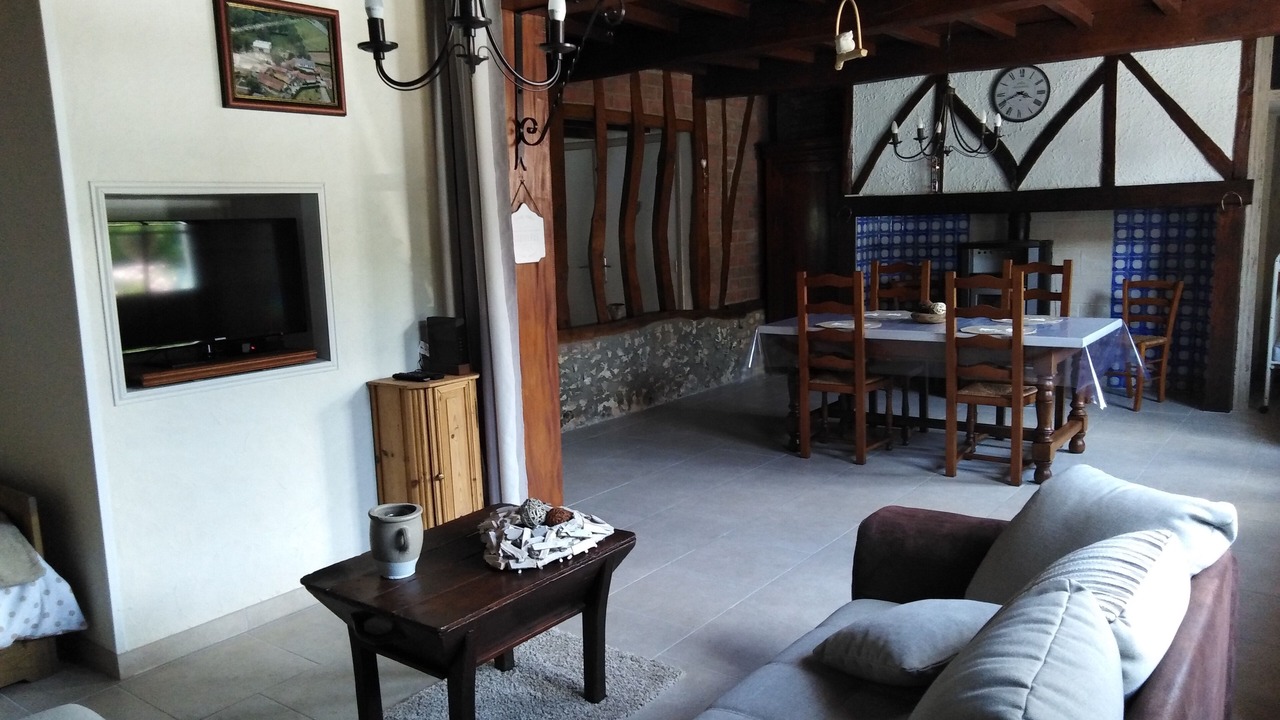 Photo of Livingroom in Courset