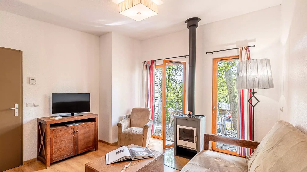 Photo of Livingroom in Eppe-Sauvage