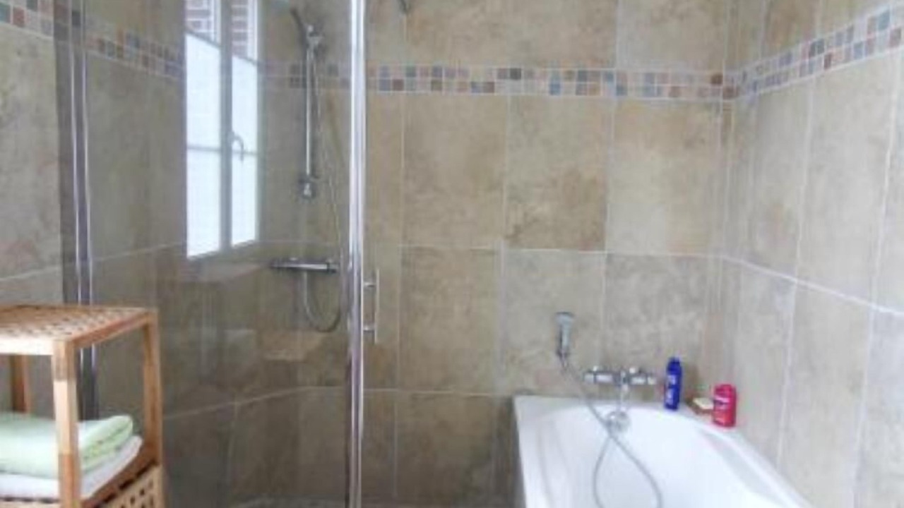 Photo of Bathroom in Ermenonville