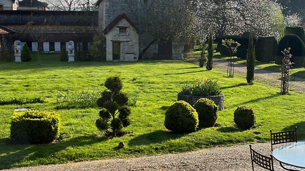 Photo of Outdoor in Saint-Pierre-la-Garenne