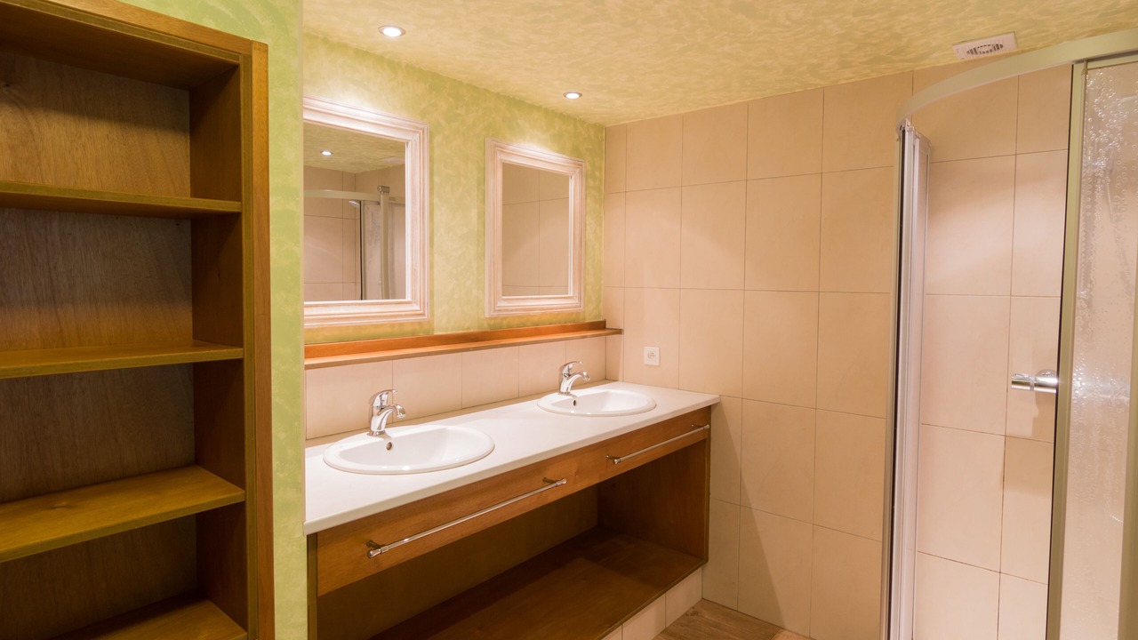 Photo of Bathroom in Vireux-Wallerand