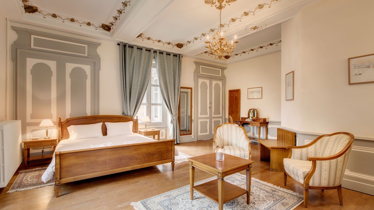 Photo of Bedroom in Romenay