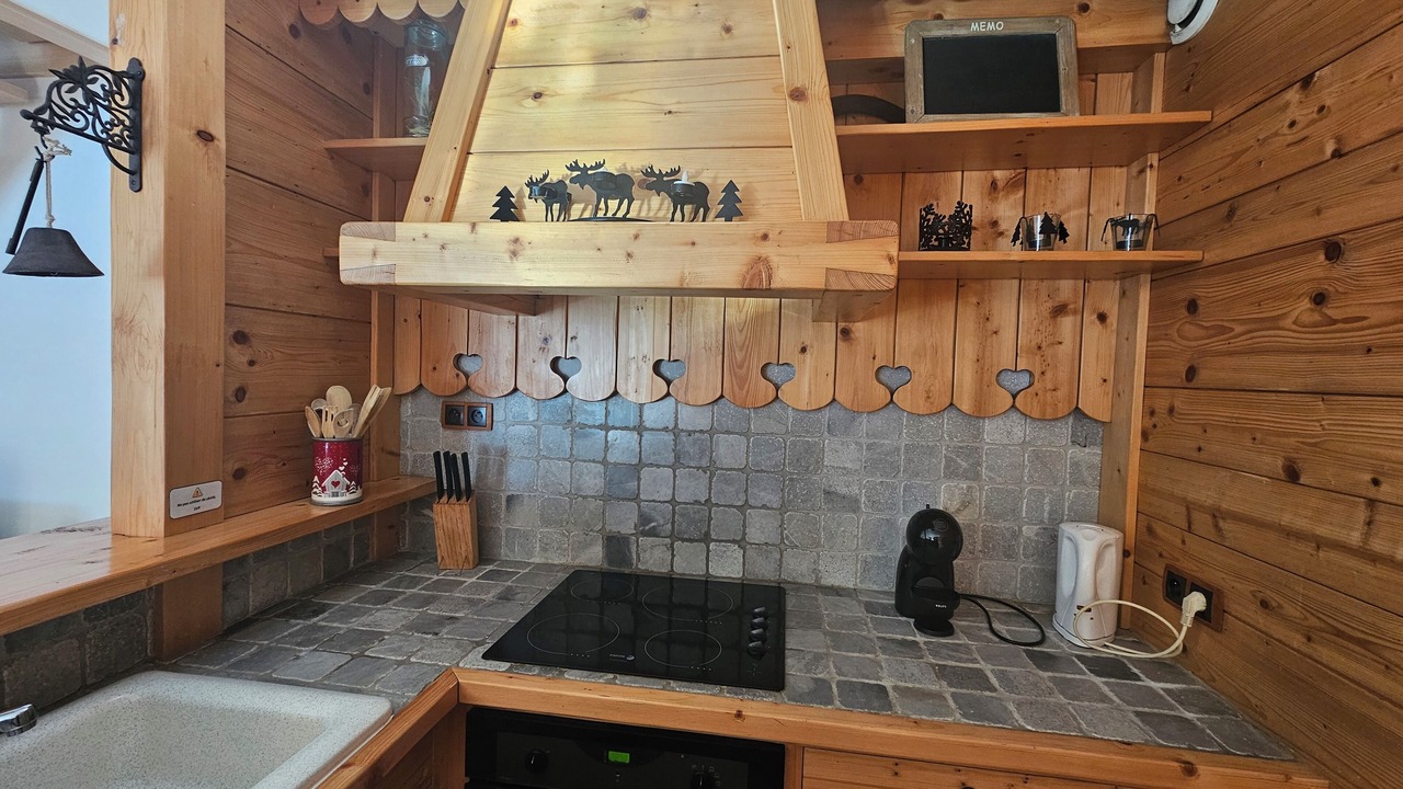Photo of Kitchen in Saint-Laurent-en-Grandvaux