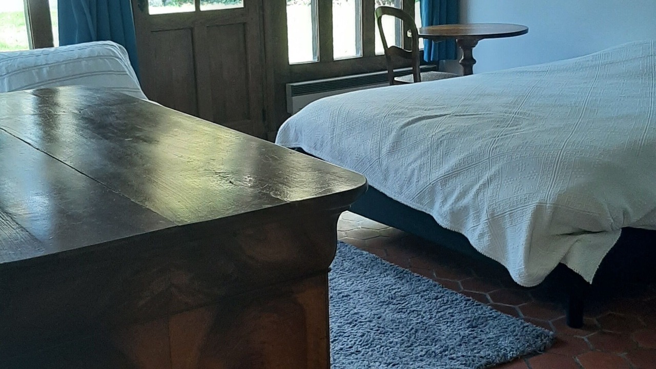Photo of Bedroom in Saint-Gatien-des-Bois