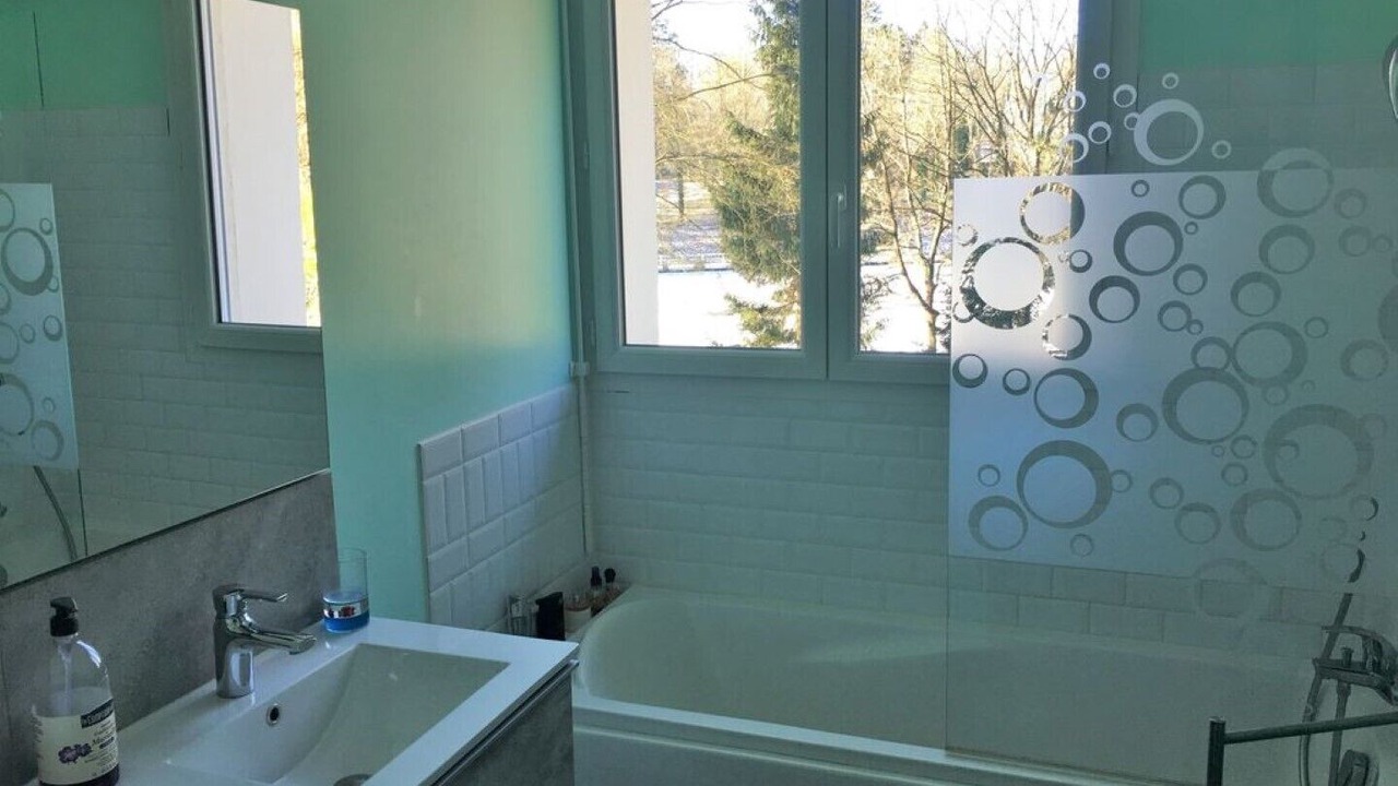 Photo of Bathroom in Forges-les-Eaux