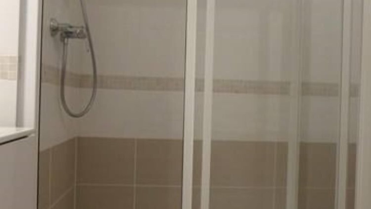 Photo of Bathroom in Saint-Cyr-l'Ecole