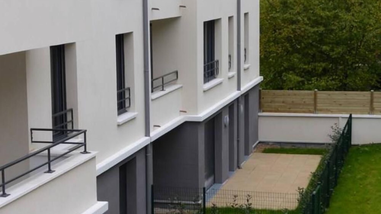 Photo of Outdoor in Saint-Cyr-l'Ecole