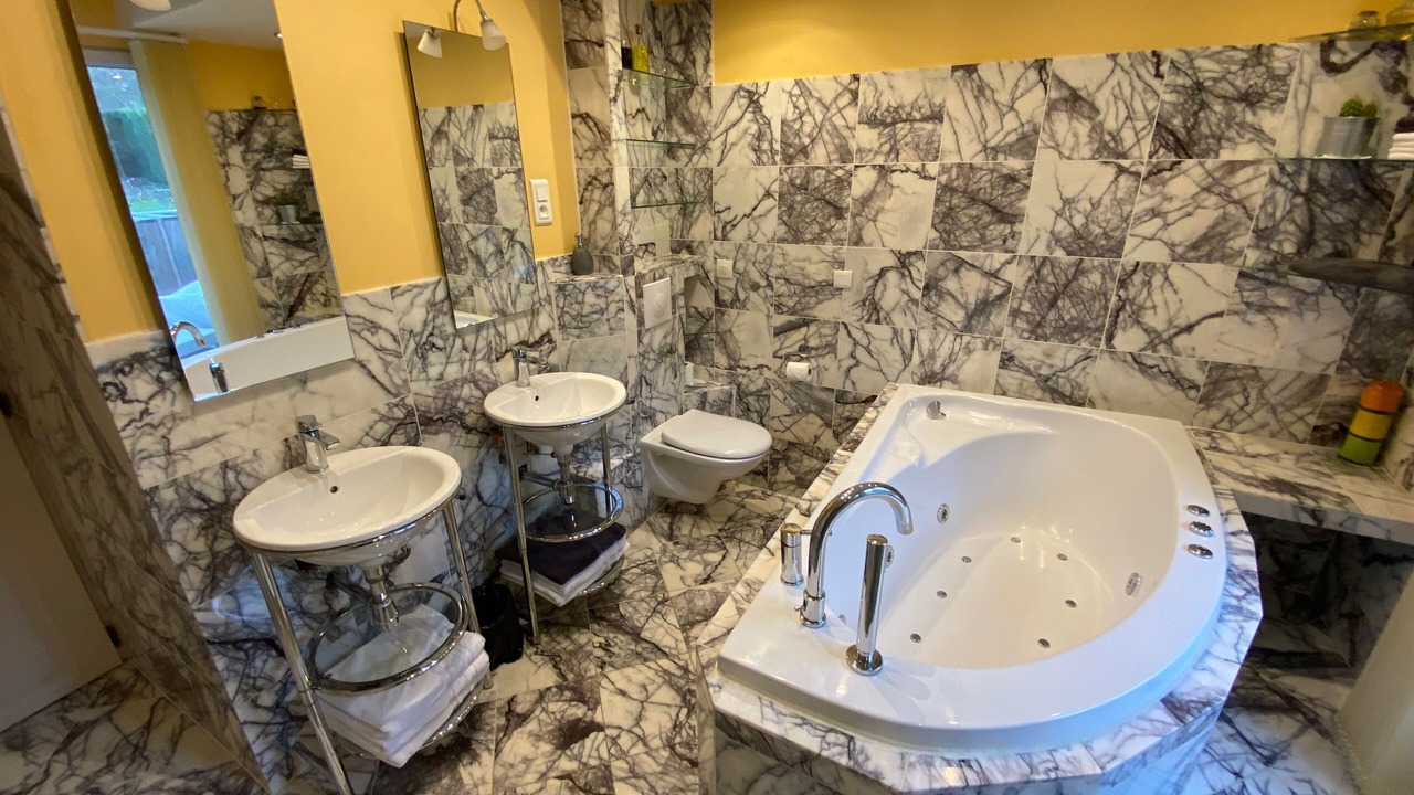Photo of Bathroom in Fossemanant