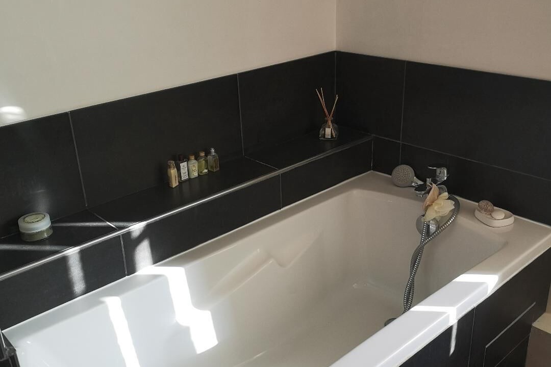 Photo of Bathroom in Lisieux