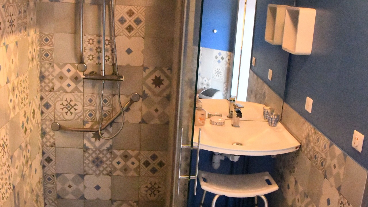 Photo of Bathroom in Souastre