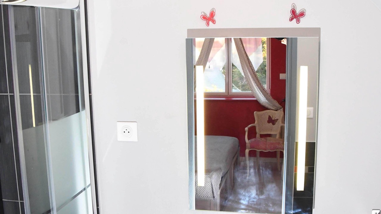 Photo of Bathroom in Souastre