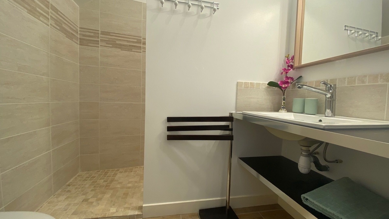 Photo of Bathroom in Nanteau-sur-Essonne