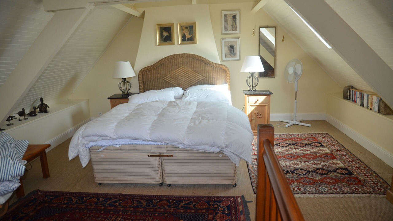 Photo of Bedroom in Montigny-sur-Armancon