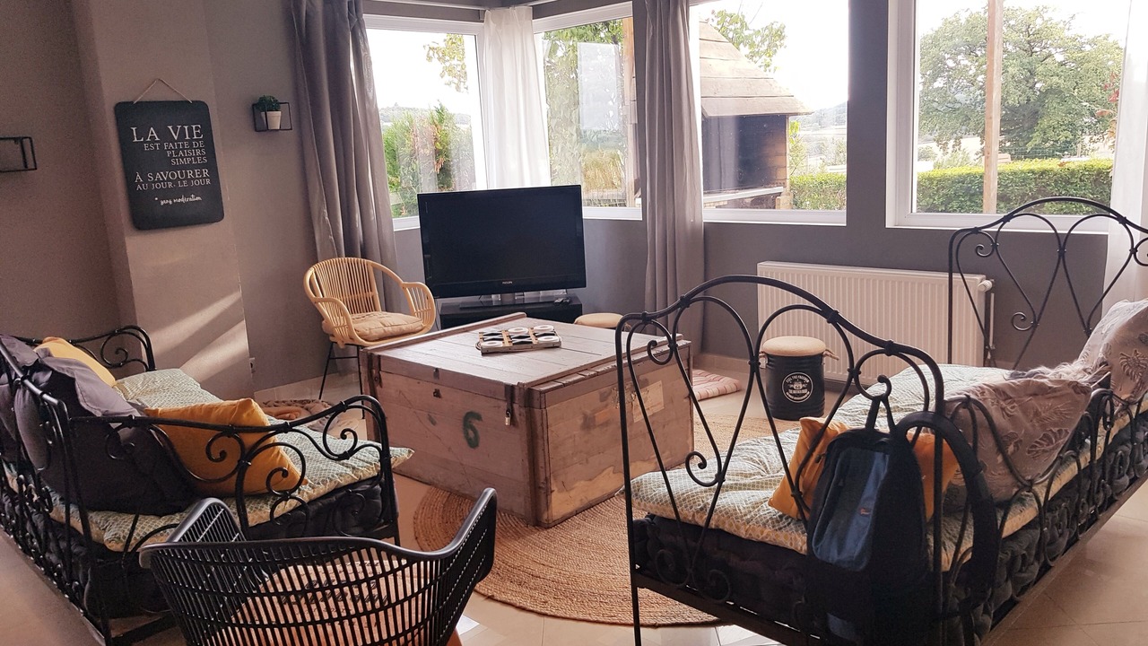 Photo of Livingroom in Chastellux-sur-Cure