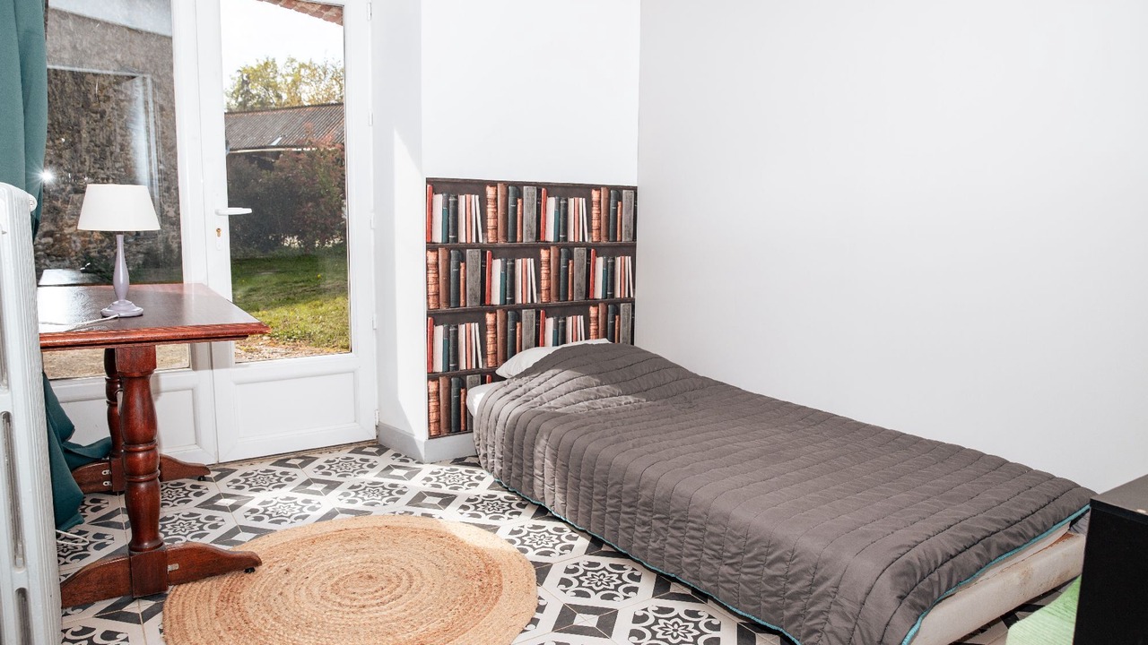 Photo of Bedroom in Longuefuye