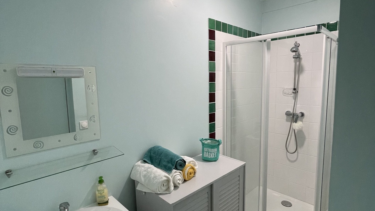 Photo of Bathroom in Envermeu