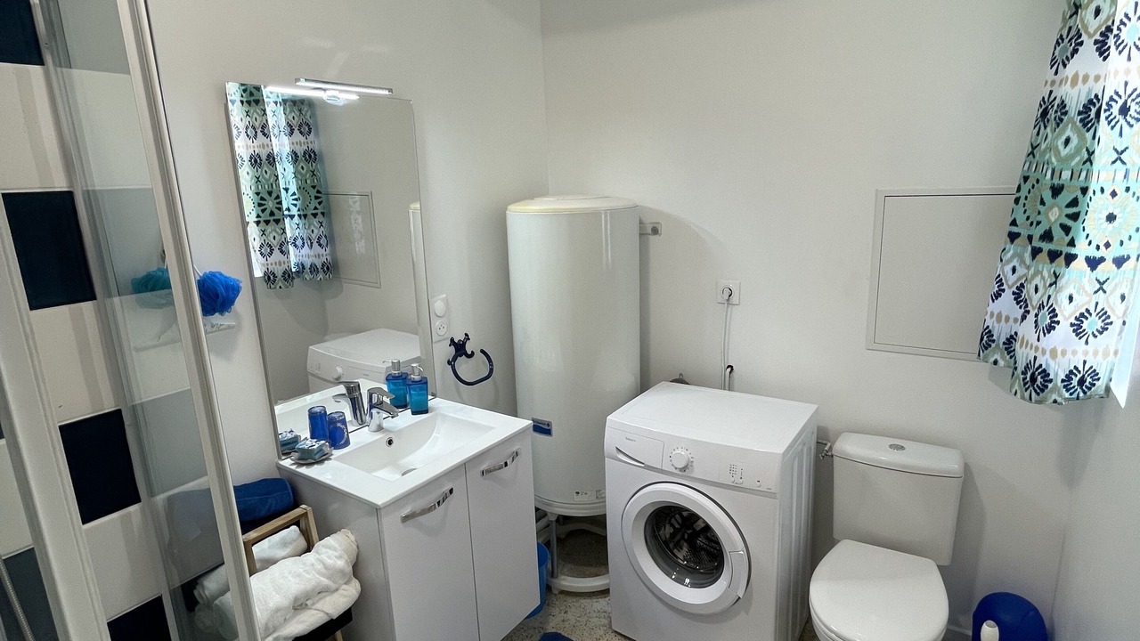Photo of Bathroom in Envermeu