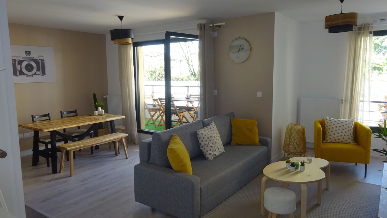 Photo of Livingroom in Colombes