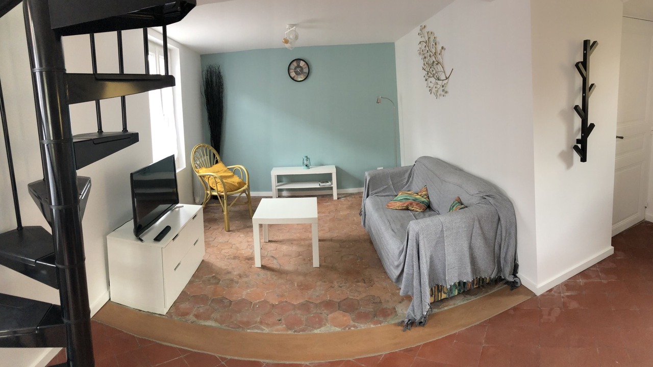 Photo of Livingroom in La Rue-Saint-Pierre