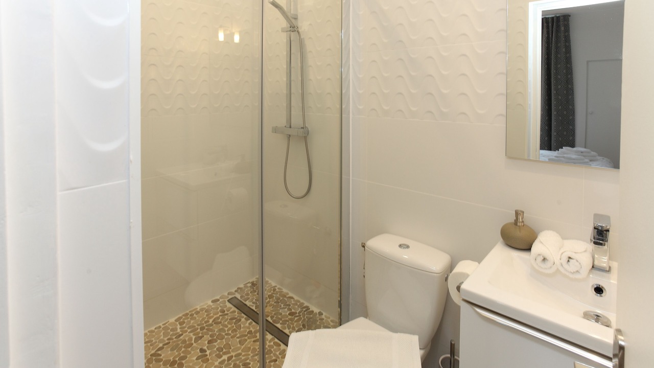 Photo of Bathroom in Chantilly
