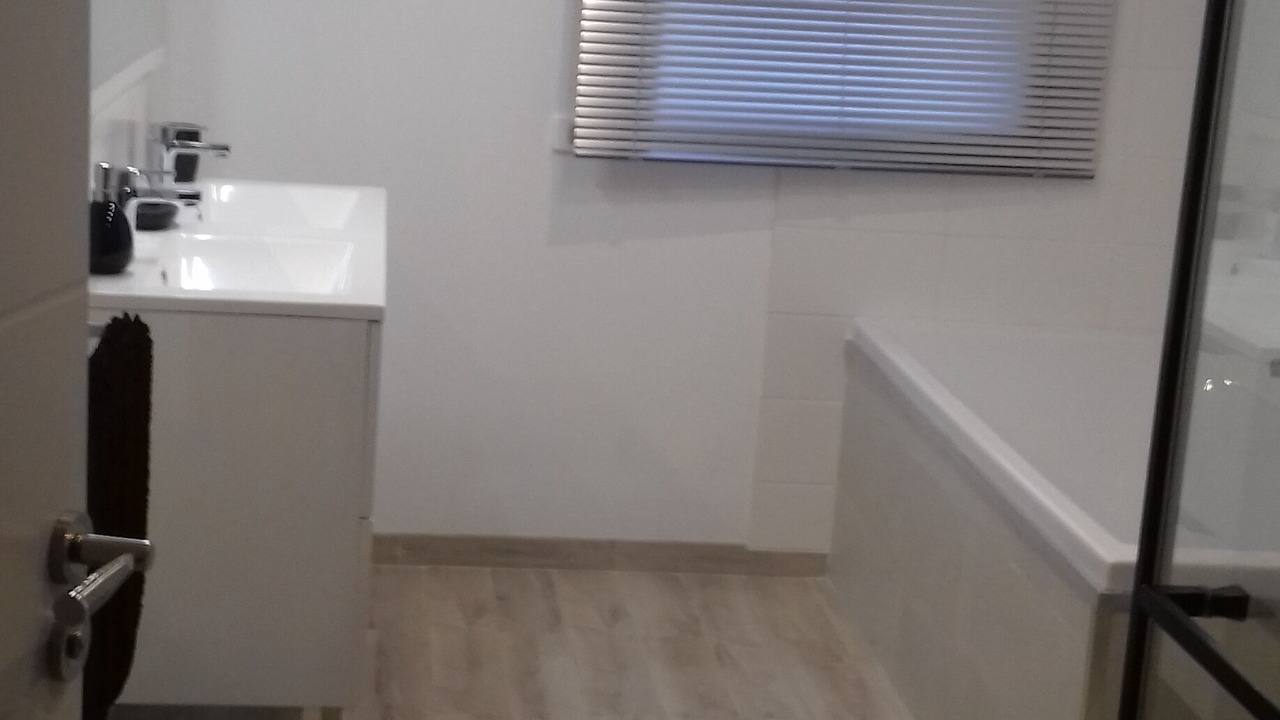 Photo of Bathroom in Hesdin-l'Abbe