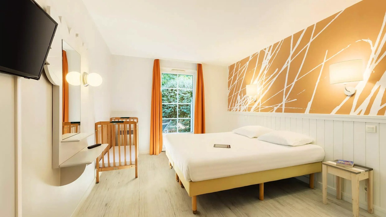 Photo of Bedroom in Chamouille