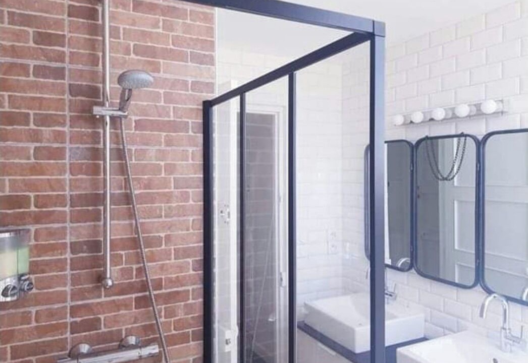 Photo of Bathroom in Saint-Pere-sur-Loire