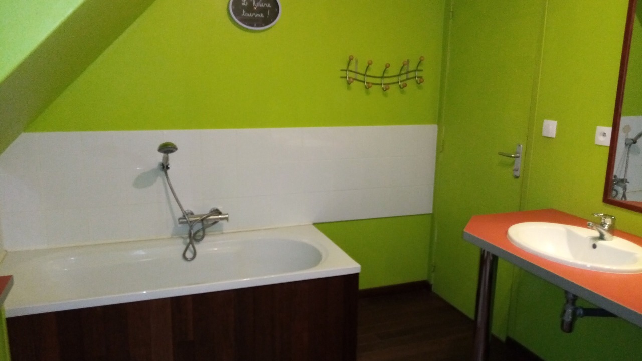 Photo of Bathroom in Ferques