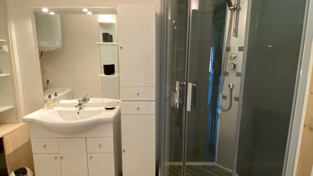 Photo of Bathroom in Beaurepaire-en-Bresse