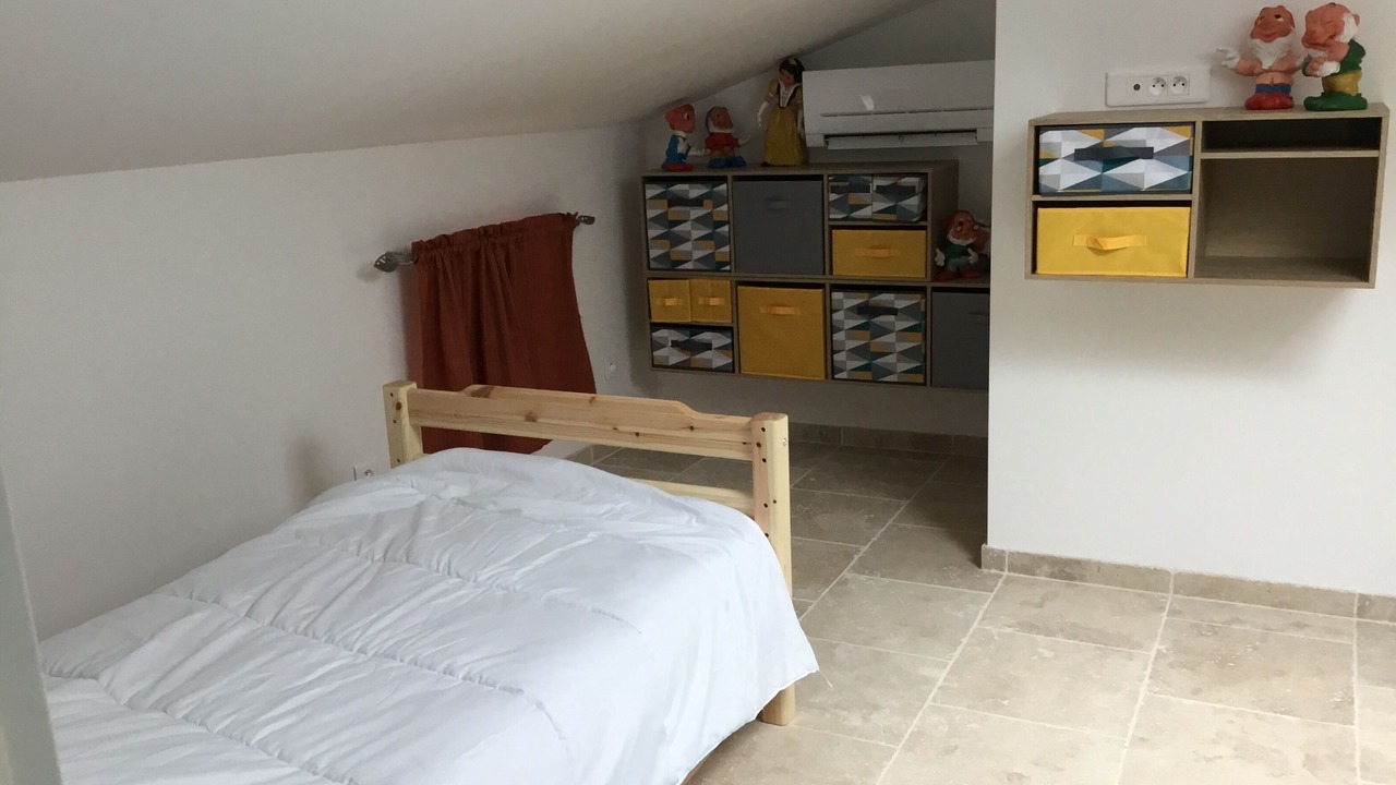Photo of Bedroom in Rhone Crussol