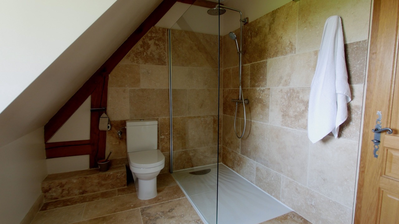 Photo of Bathroom in Genneville