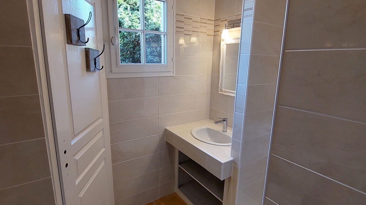 Photo of Bathroom in Fatouville-Grestain