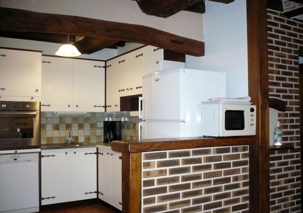 Photo of Kitchen in Epineu-le-Chevreuil