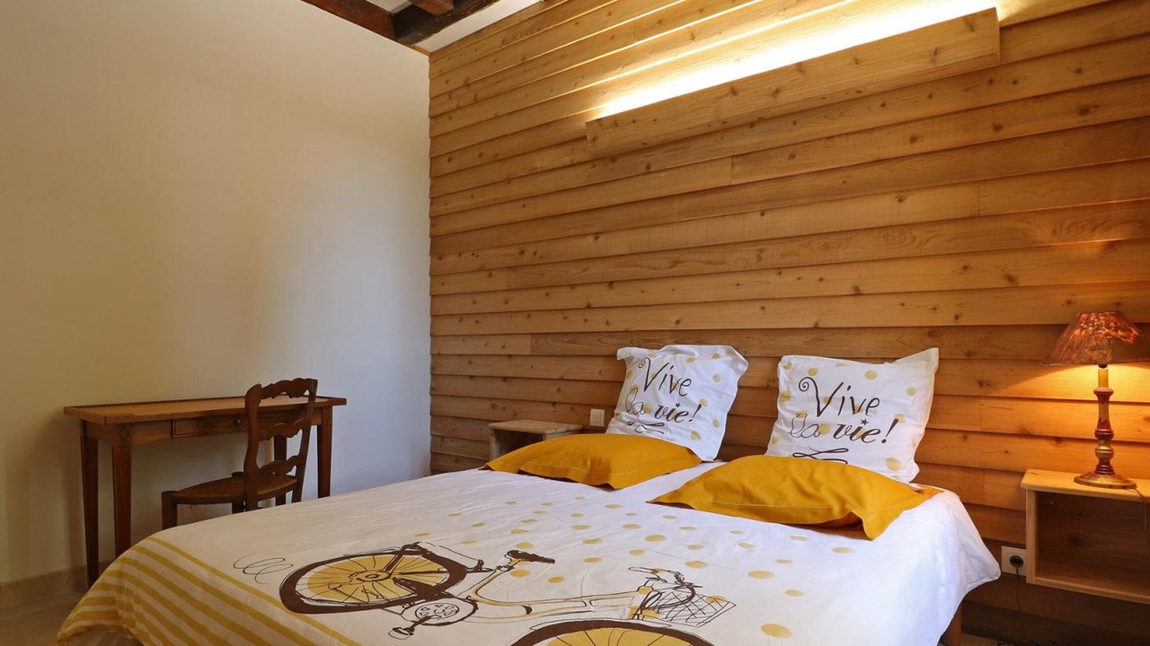 Photo of Bedroom in Pays de Mortagne-au-Perche