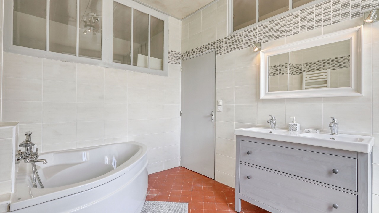 Photo of Bathroom in Lizy