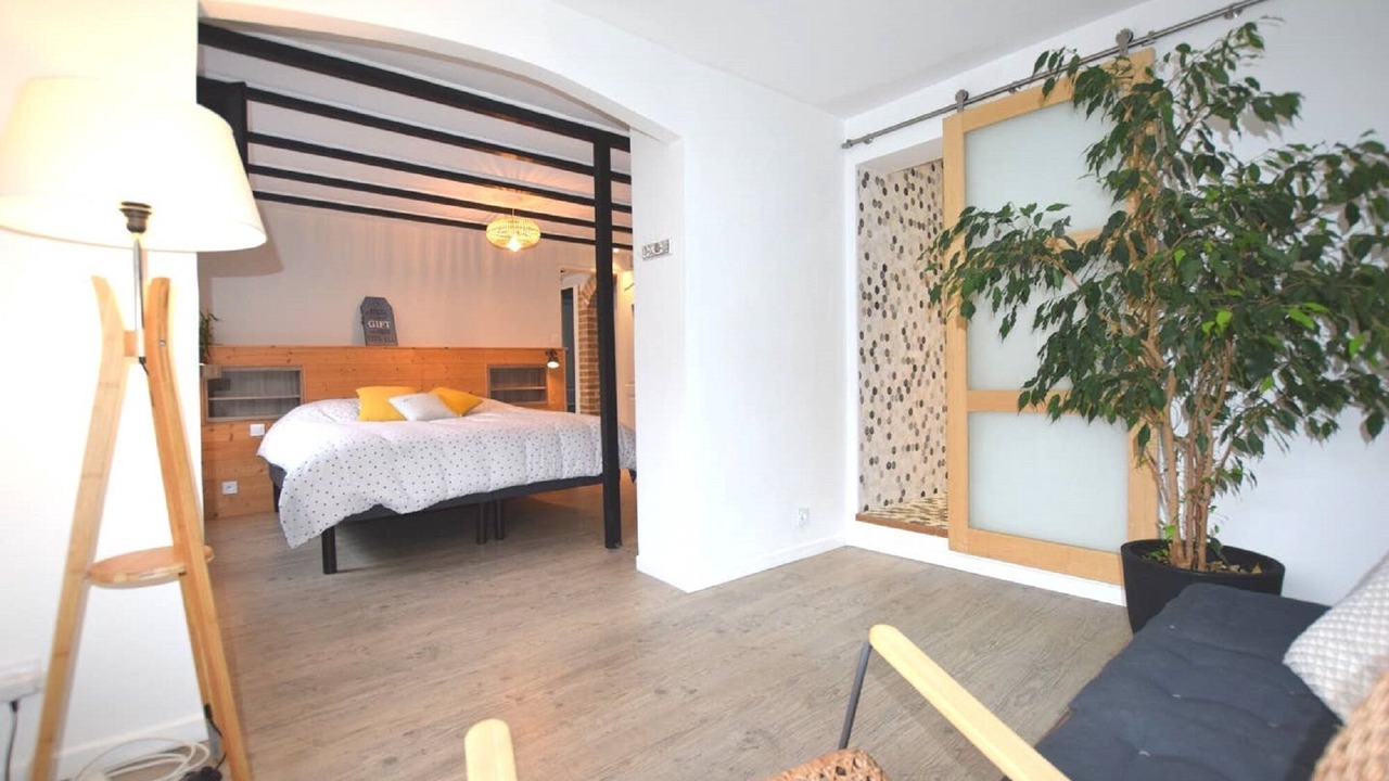 Photo of Bedroom in Louches