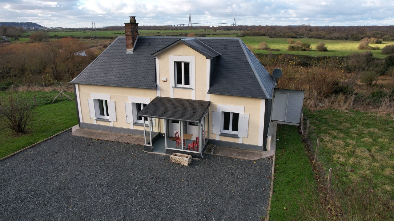 Photo of Outdoor in Fiquefleur-Equainville