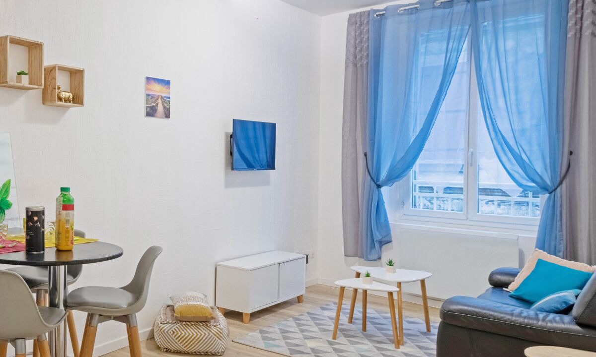 Photo of Livingroom in La Ferte-sous-Jouarre