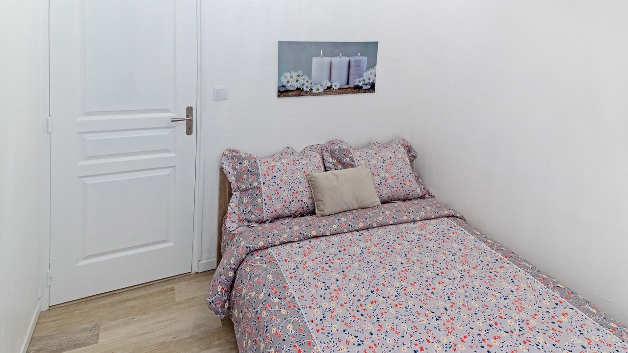 Photo of Bedroom in La Ferte-sous-Jouarre