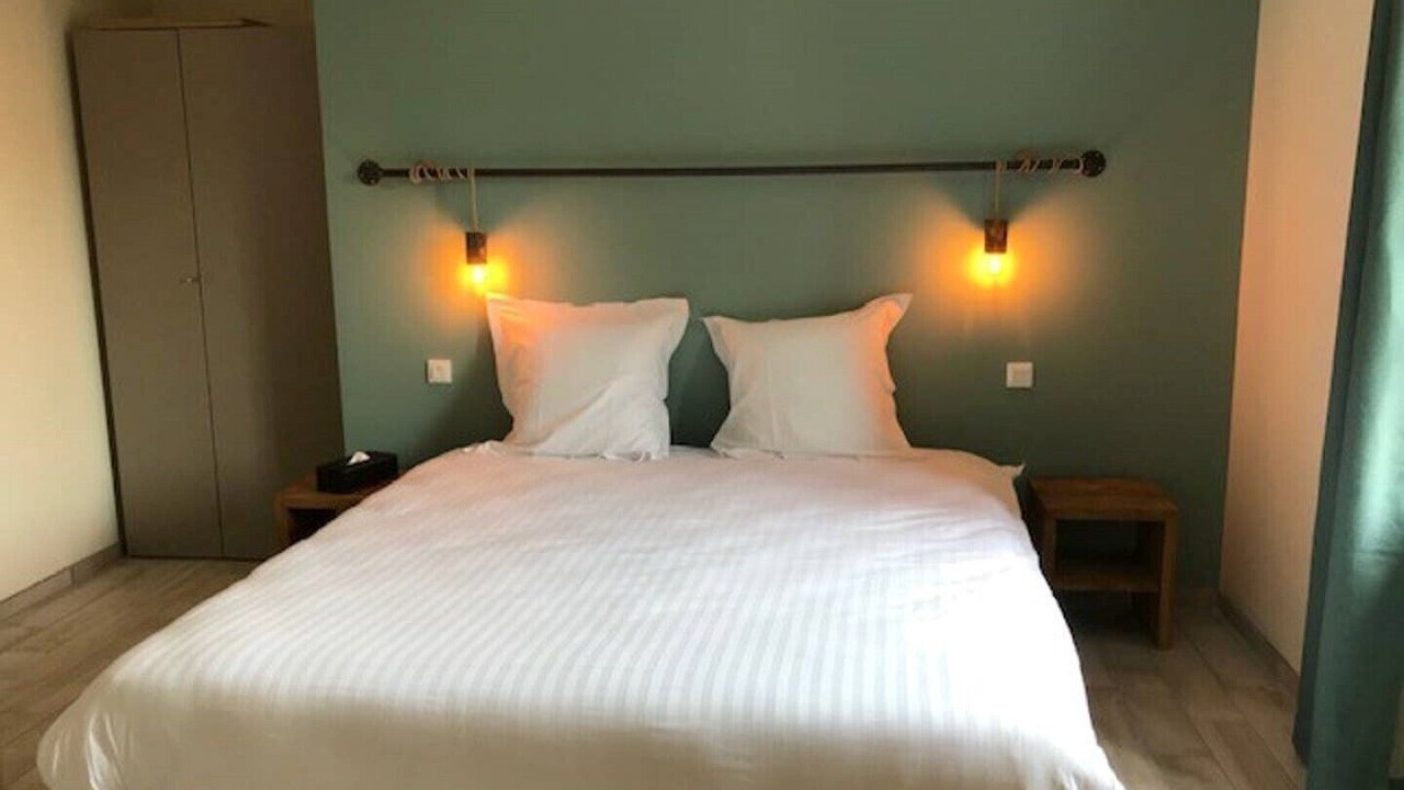 Photo of Bedroom in Meauce