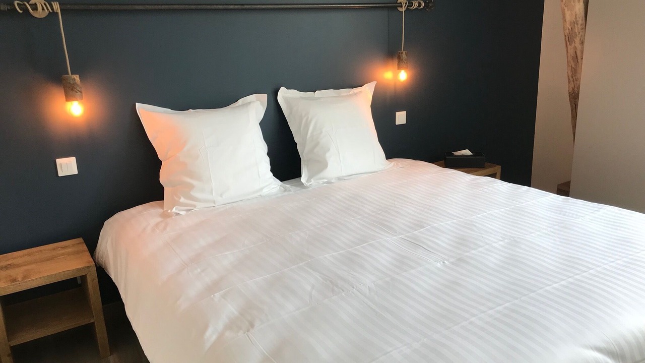 Photo of Bedroom in Meauce