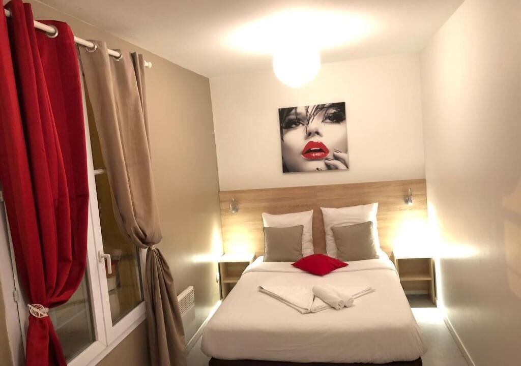 Photo of Bedroom in Saint-Leu