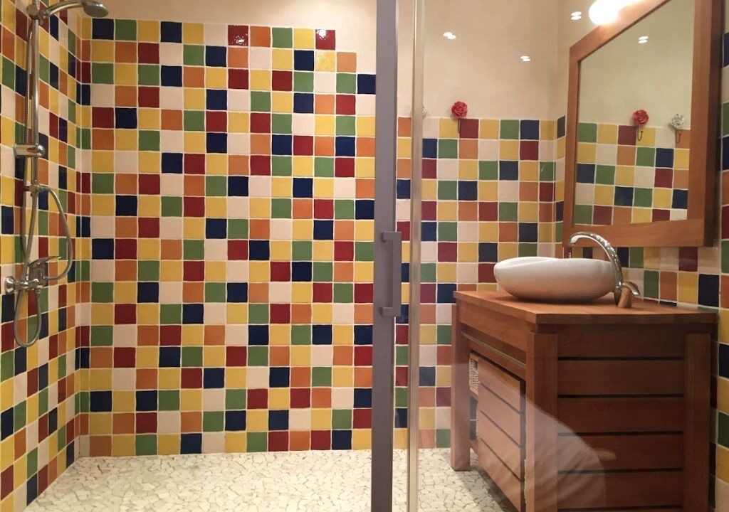 Photo of Bathroom in Luzy