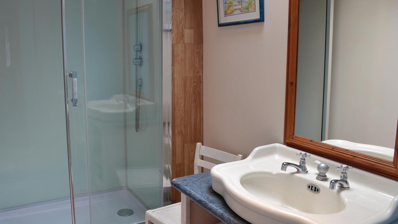 Photo of Bathroom in Aubin-Saint-Vaast