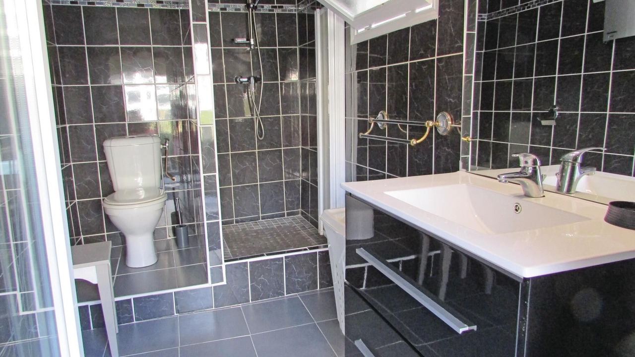 Photo of Bathroom in Bastia