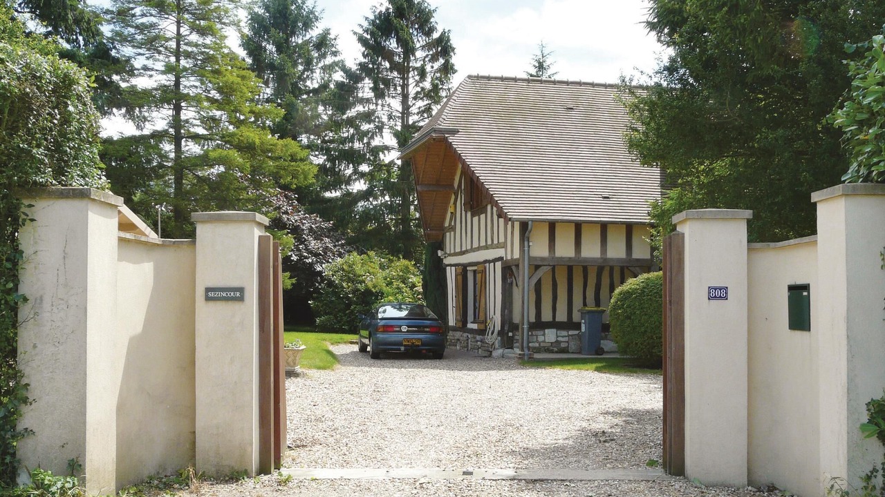 Photo of Others in Bosnormand