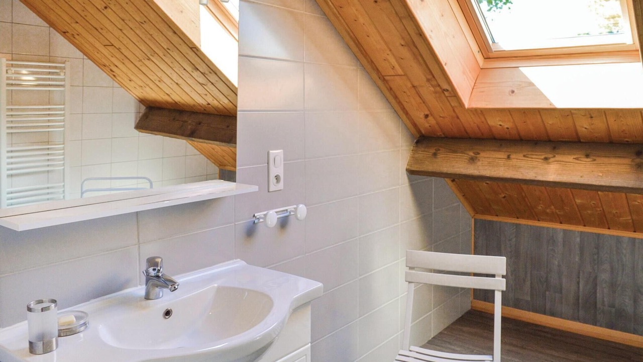 Photo of Bathroom in Roisel