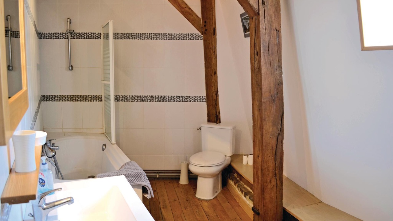 Photo of Bathroom in Gouy-Saint-Andre